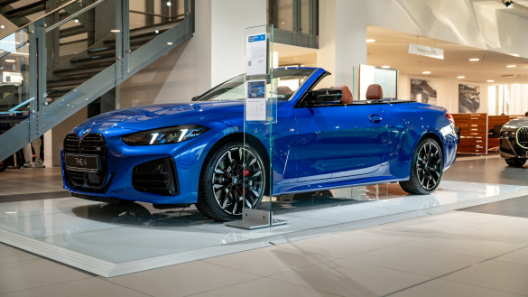 BMW M440i xDrive Convertible