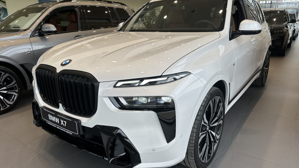 BMW X7 xDrive 40d mHEV A/T